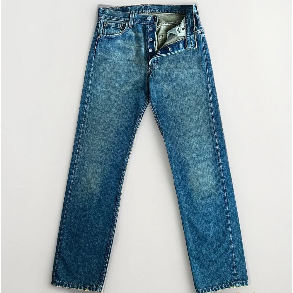 Vintage Y2K Levis 501 Jeans 30x32 Blue Dark Wash Button Fly Straight Leg USA